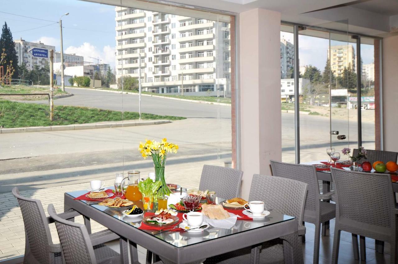 Hotel Kavela Tbilisi Esterno foto