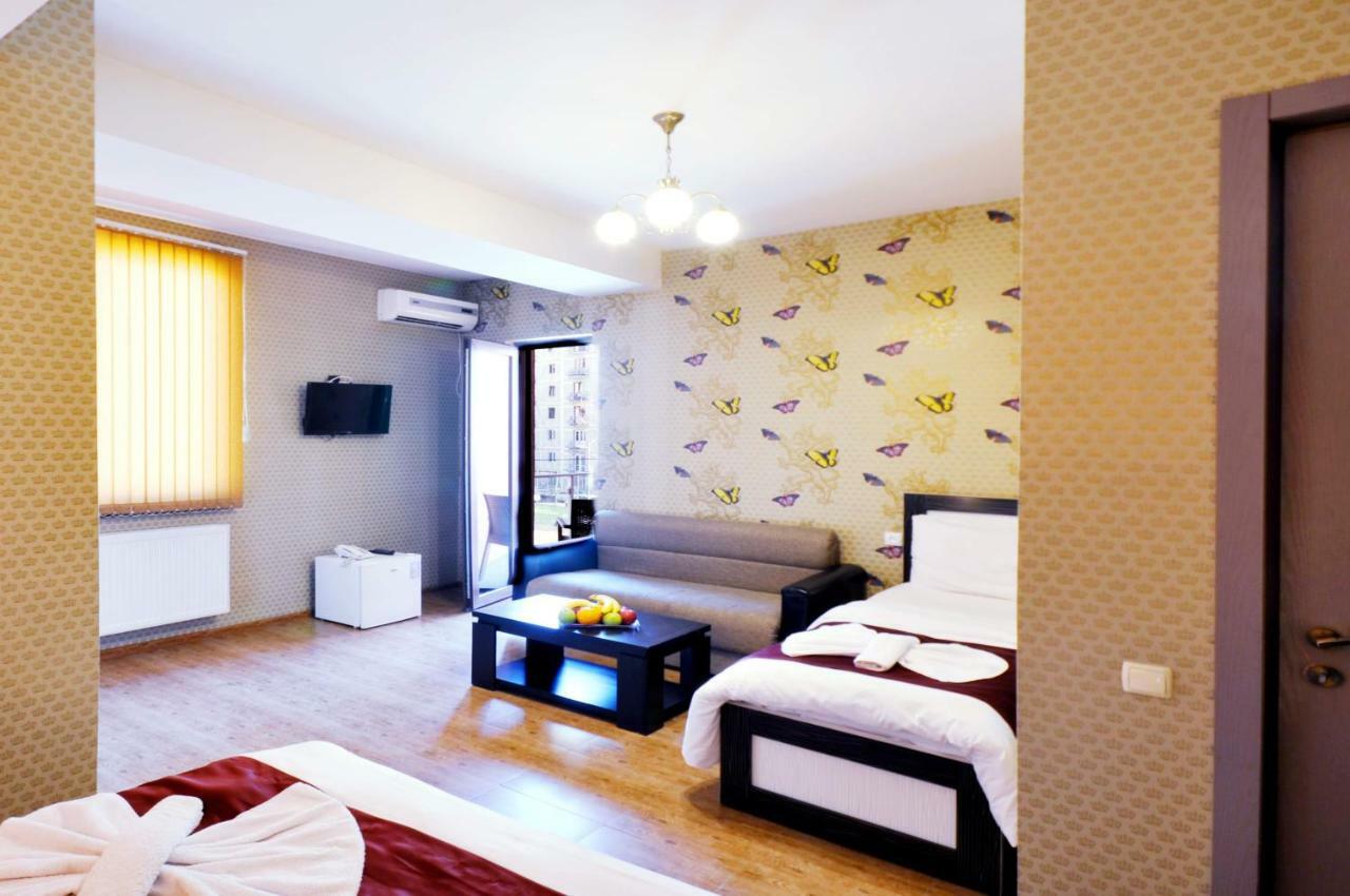 Hotel Kavela Tbilisi Esterno foto