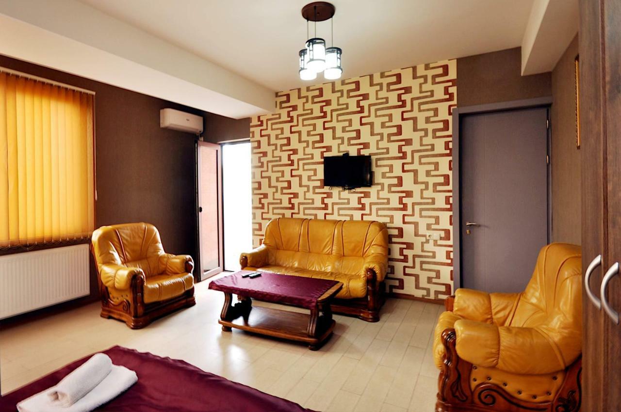 Hotel Kavela Tbilisi Esterno foto