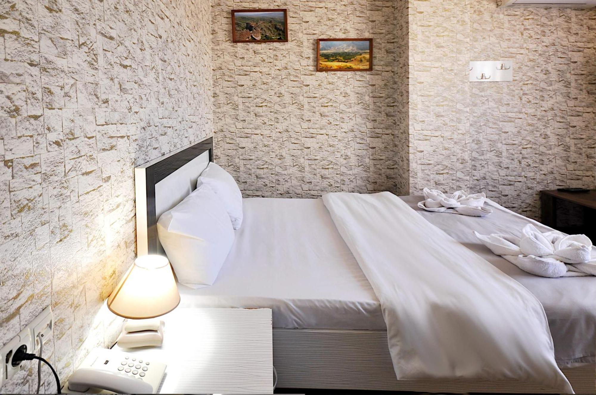 Hotel Kavela Tbilisi Esterno foto